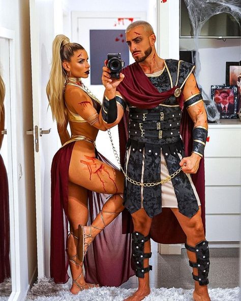 cheesy Halloween costumes for couples