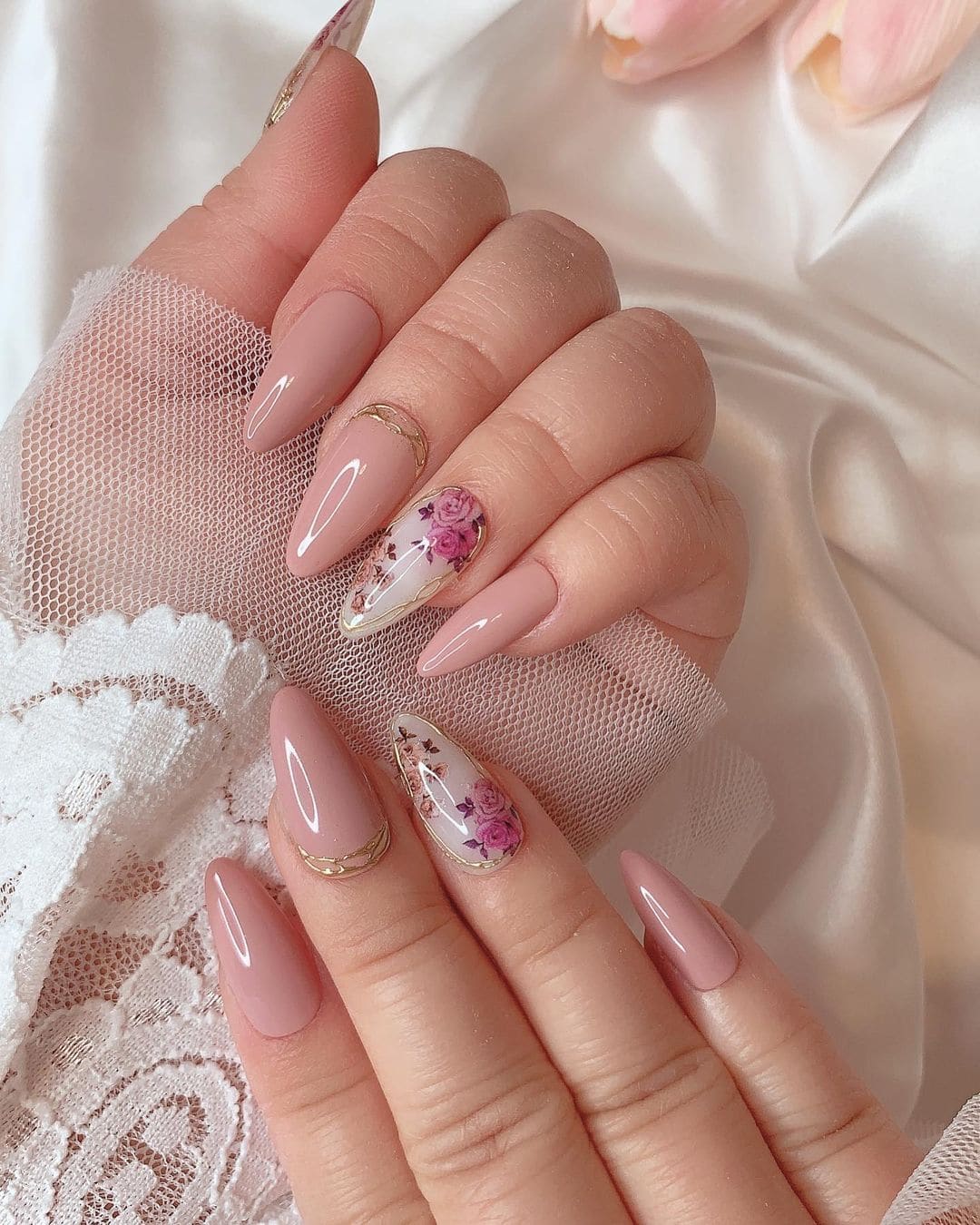 floral July nail design ideas