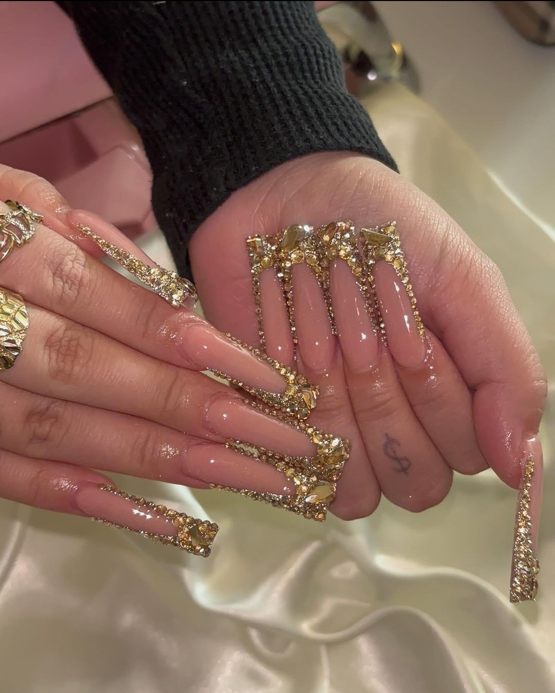 gold rhinestone nail design ideas