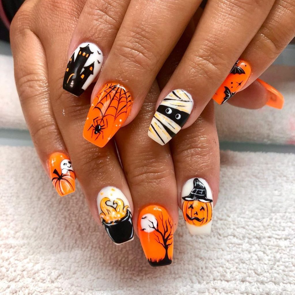 scary Halloween nail design ideas