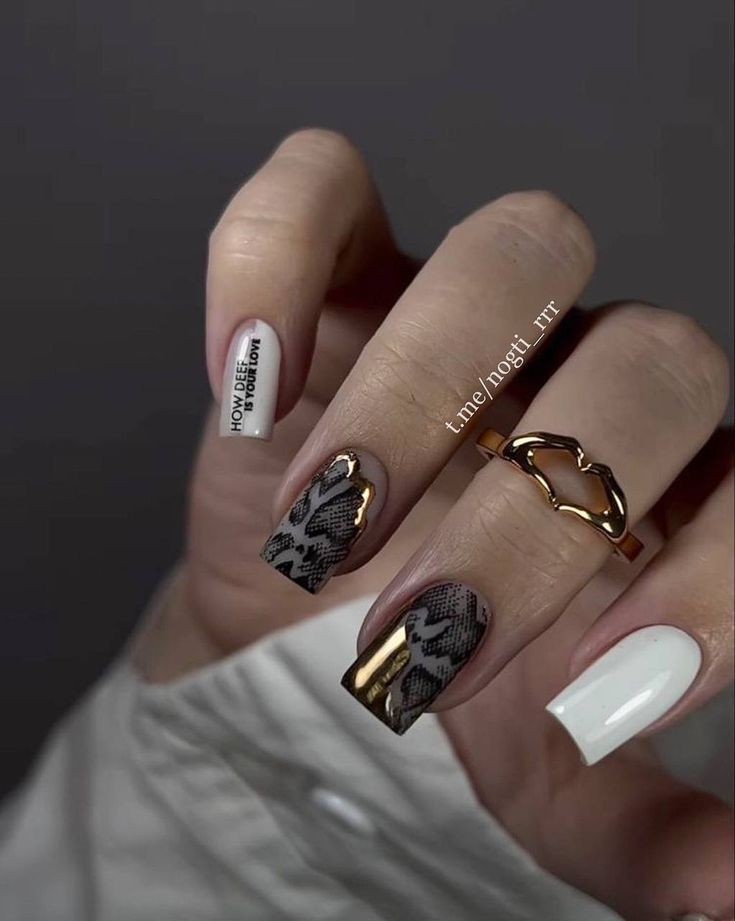 short, square snake print nail art