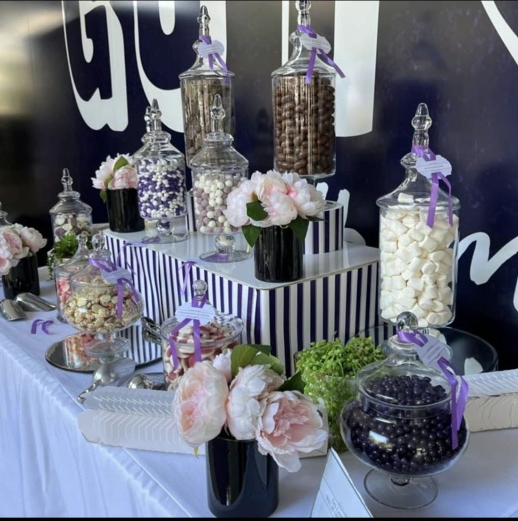 candy buffet setup ideas to serve your guests at your graduation parties.