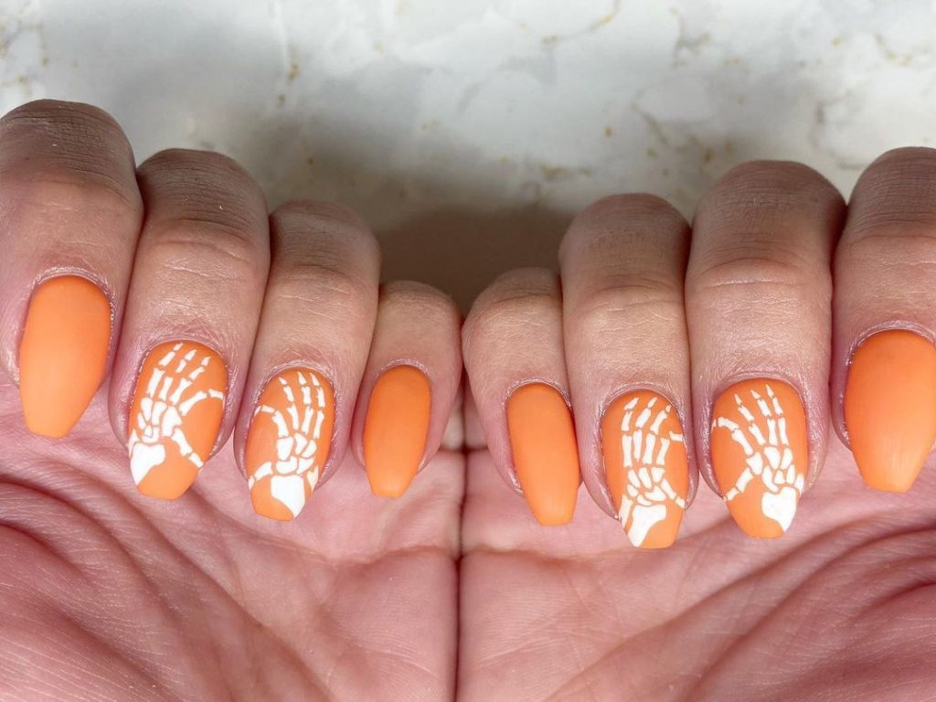 orange Halloween nail design ideas