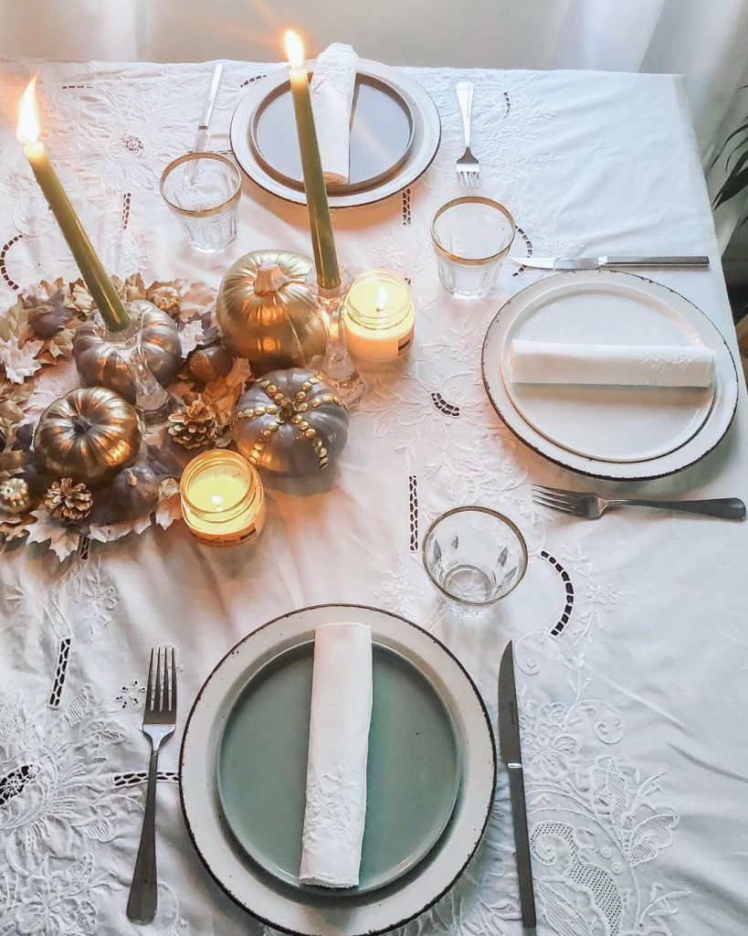 Thanksgiving tablescapes Ideas 