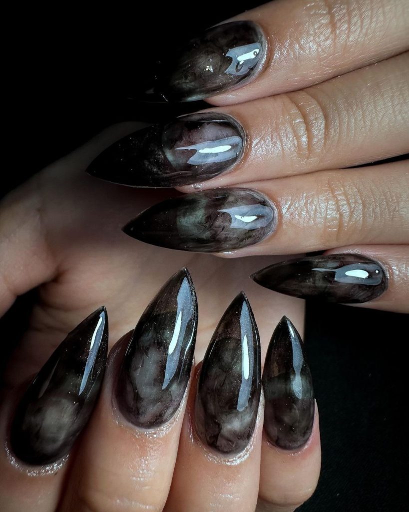 black Halloween nail design ideas