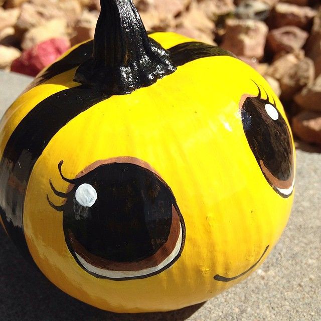 pumpkin painted as a bee