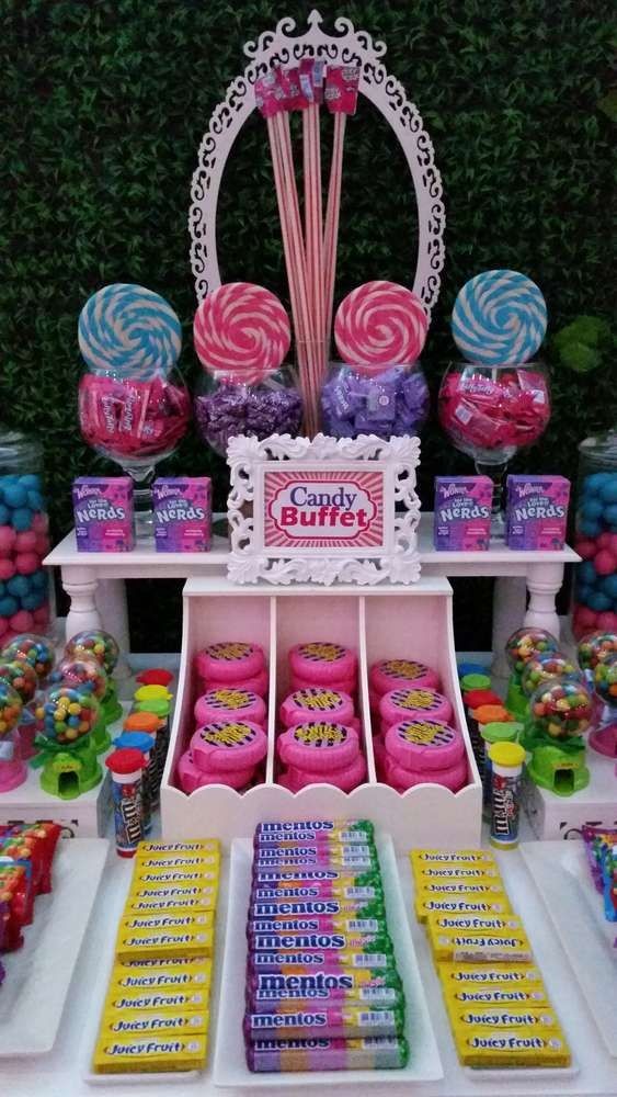 candy buffet setup ideas to serve your guests at your graduation parties.