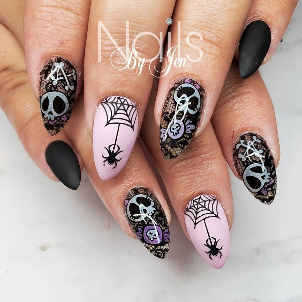 cute black Halloween nail design ideas