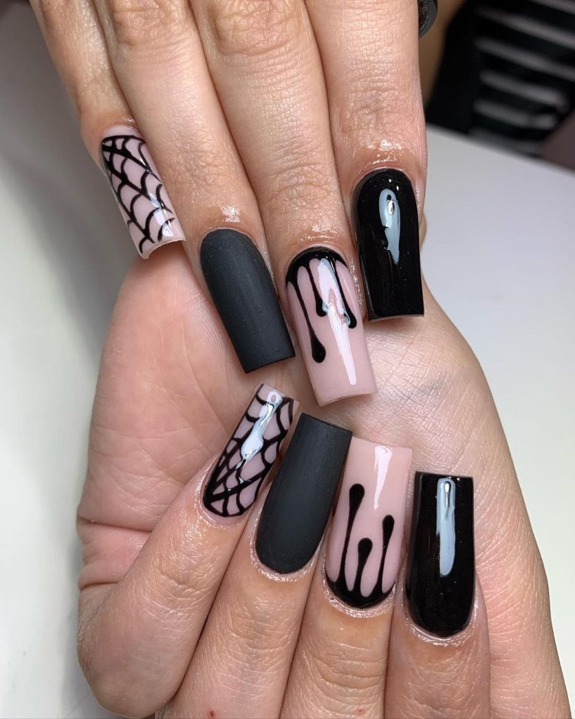 black Halloween nail design ideas