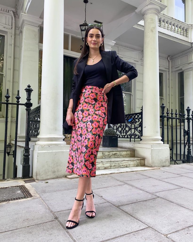 how to style floral satin skirts