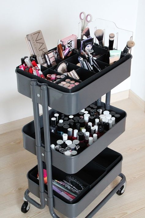 Makeup Storage Solutions To Save Space