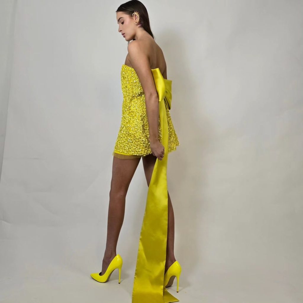 yellow-dress-yellow-shoes