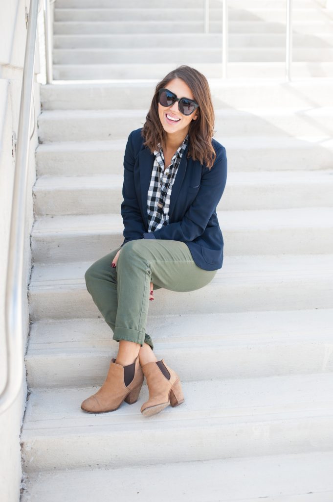 best shoe colors to wear with olive pants