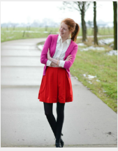 Best Outfit Colors To Wear With Red Hair