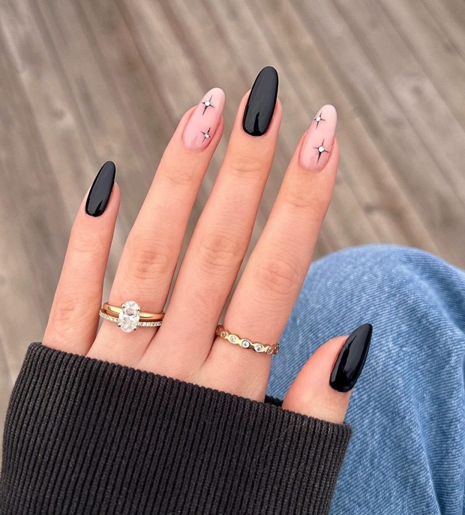 black Winter Nail Design Ideas