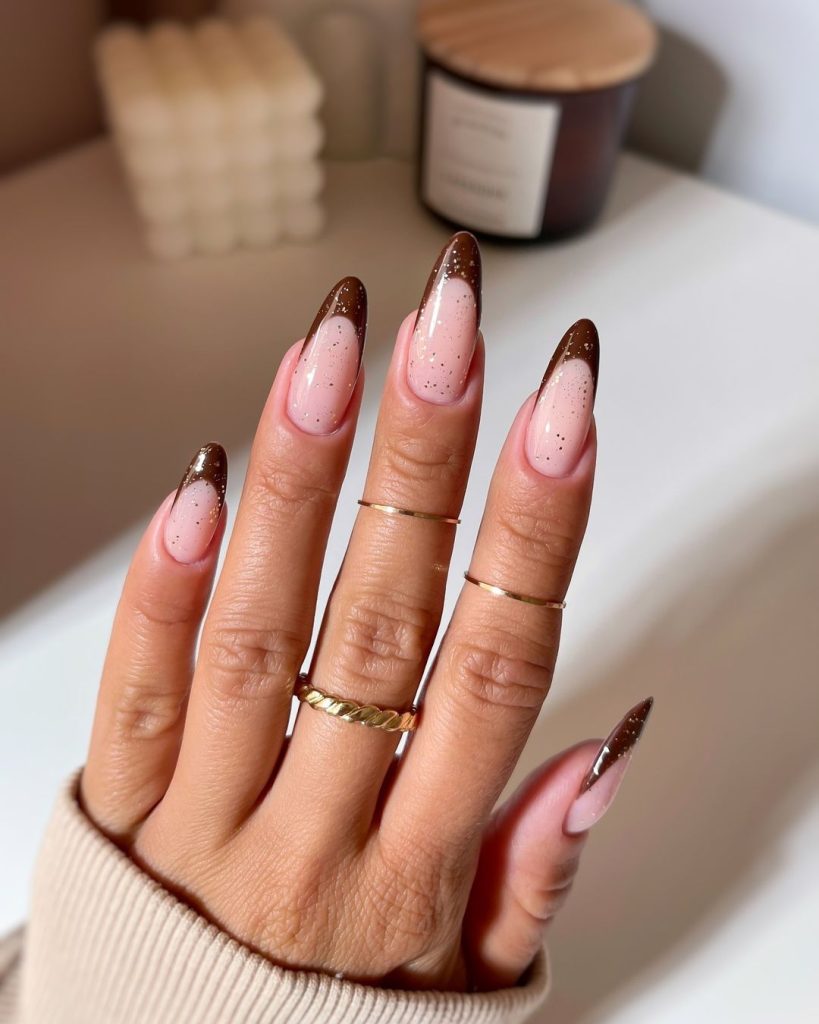 French tips brown and gold nails